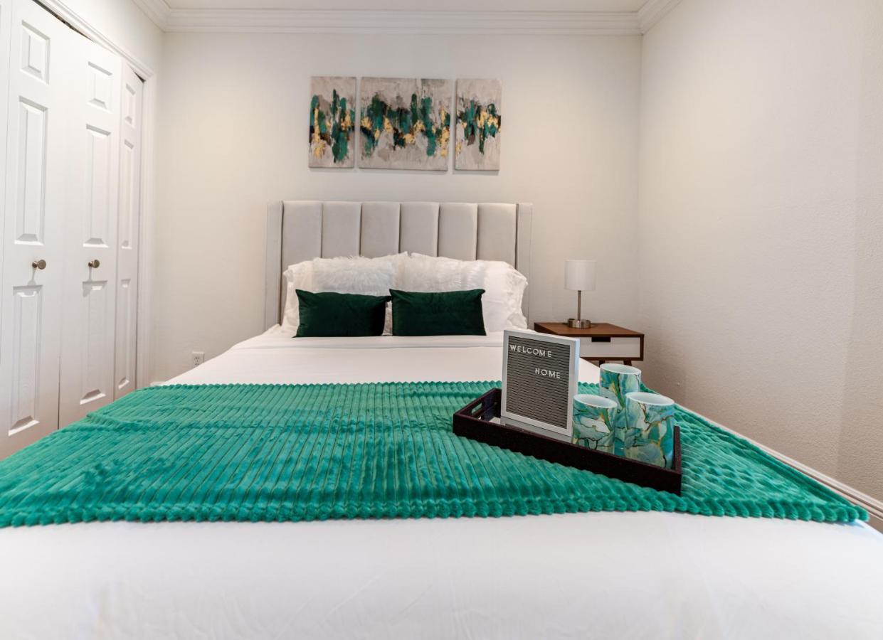 The Garden View 2-Bedroom Home Heated Pool Fort Lauderdale Bagian luar foto